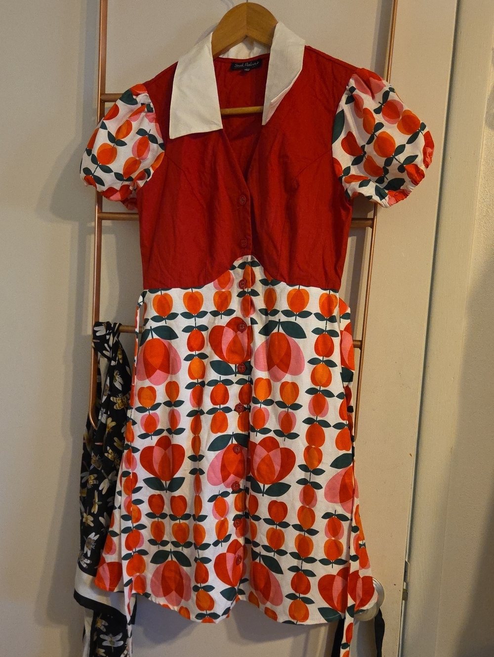 Smak Parlour Retro Orange Print Puff Sleeve Dress with White Collar